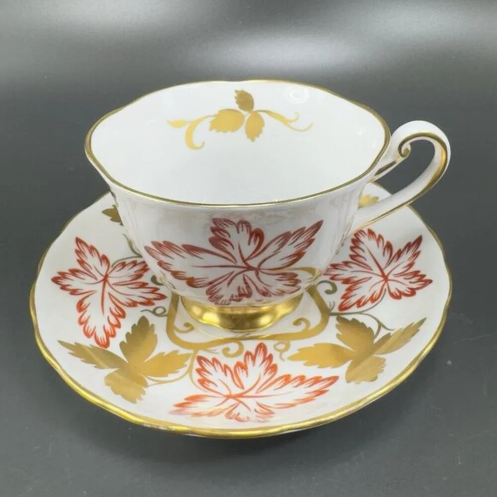Royal Chelsea Fine English Bone China Teacup and Saucer Set‎ Hand Decorated VTG
